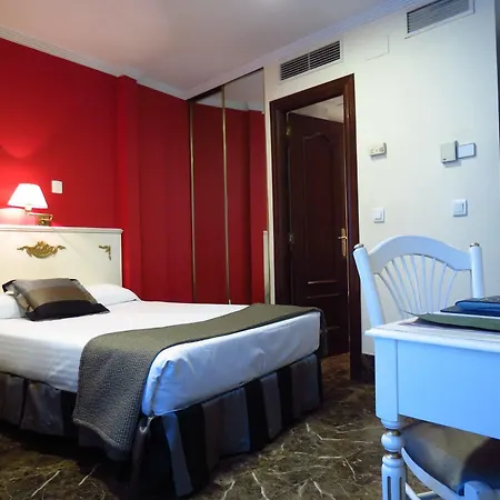 Hotel Boutique Catedral 3*